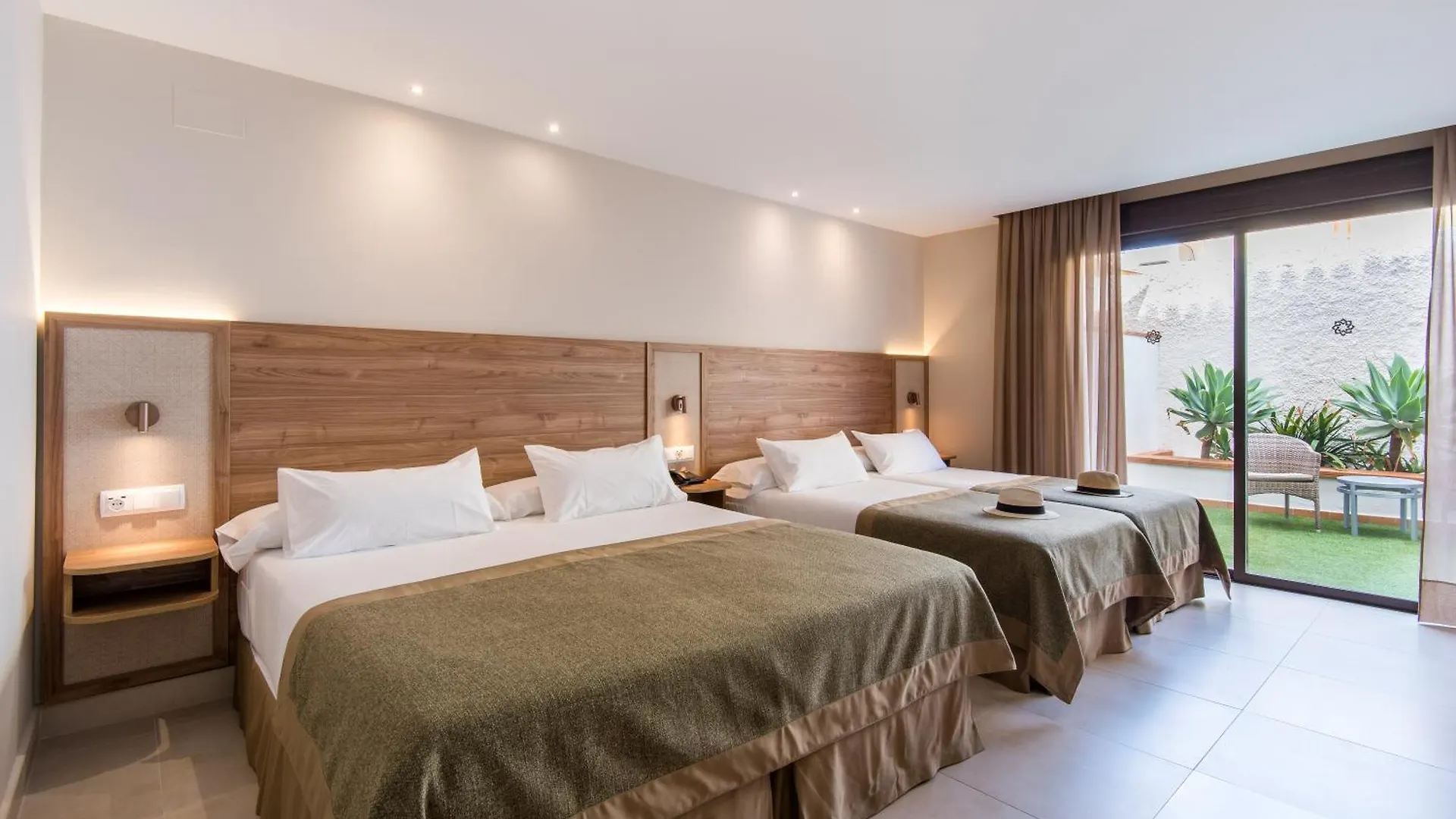 Hotel Tarik Torremolinos 3*,  Spanien